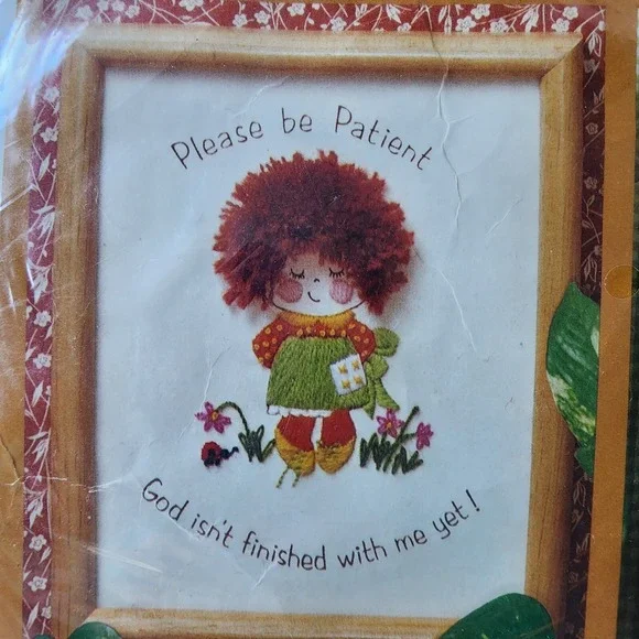 Creative Circle Patience Girl Embroidery Art Piece Vintage 1981 Wall Art Canvas - Picture 5 of 11